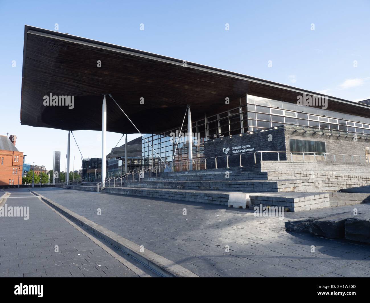 Walisisches Parlamentsgebäude – Senedd Cymru – am Ufer der Cardiff Bay Capital Stockfoto