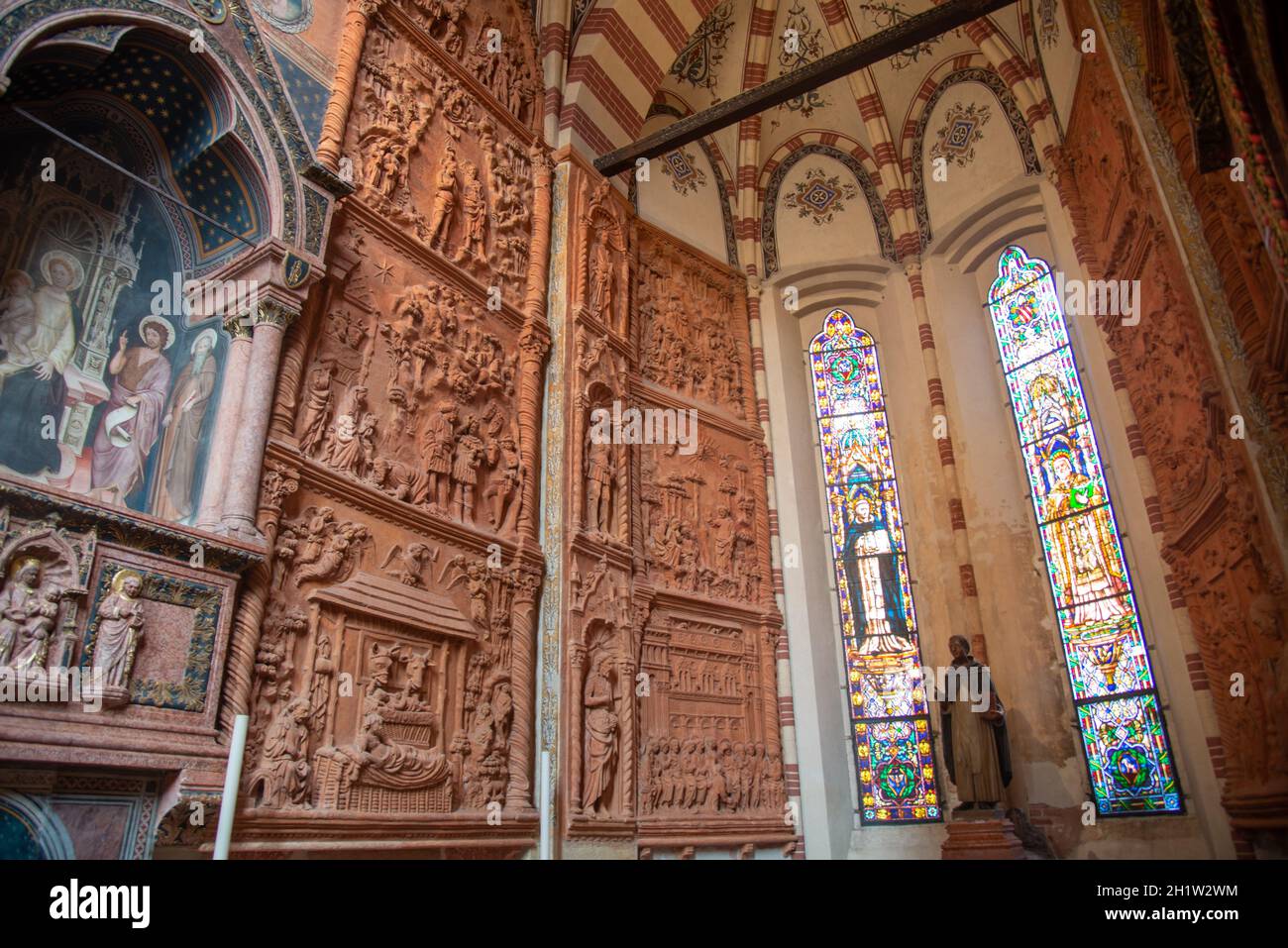 Innenraum der Kirche Santa Anastasia in Verona, Italien Stockfoto