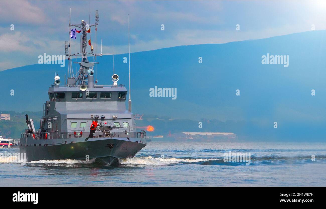 Das maritime Militär übt in der Avacha Bay des Pazifischen Ozeans aus Stockfoto