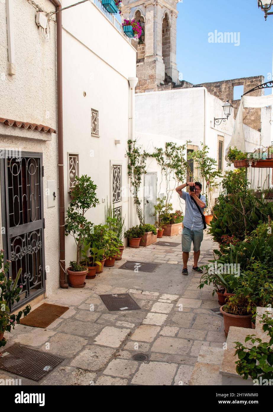 Polignano a Mare, Italien - 17. September 2019: Das charmante und romantische Altstadt von Polignano a Mare und Apulien, Süditalien Stockfoto
