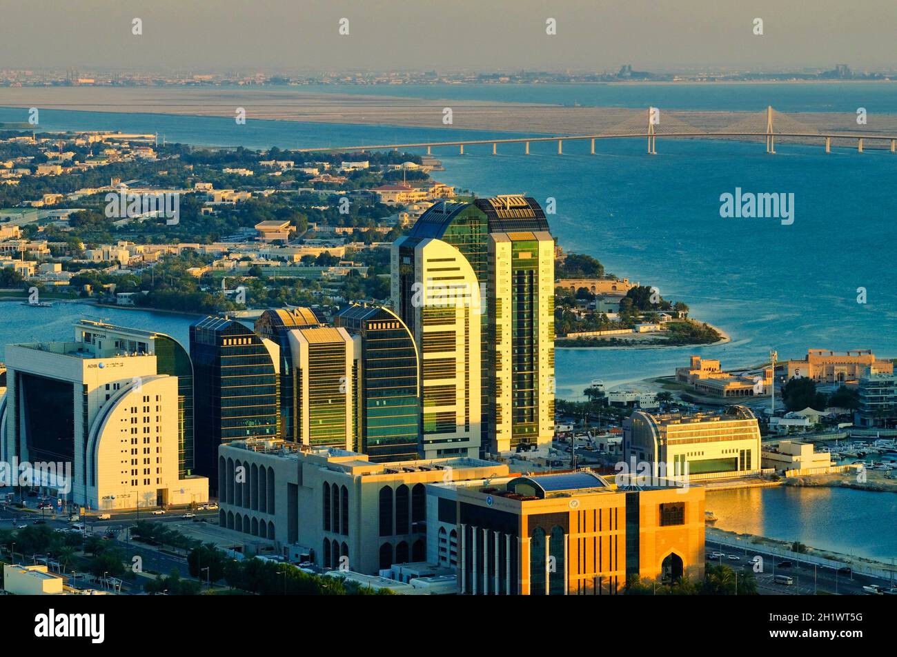 Kommerzielle Waterfront in Abu Dhabi Stockfoto