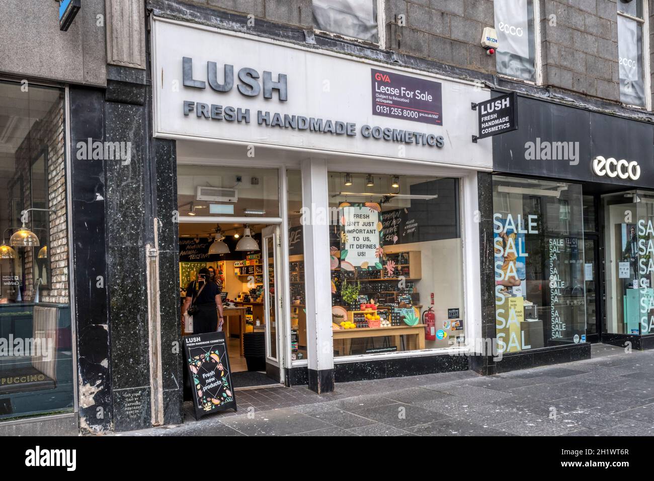 Eine Niederlassung von Lush, die handgemachte Kosmetik in Aberdeen verkauft. Stockfoto
