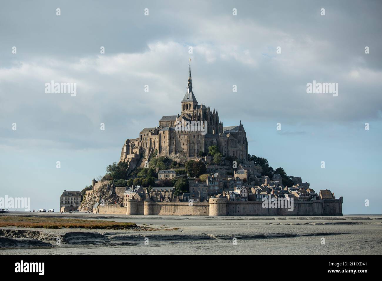 Klosterberg Mont-Saint-Michel an der Küste in der Normandie. Stockfoto