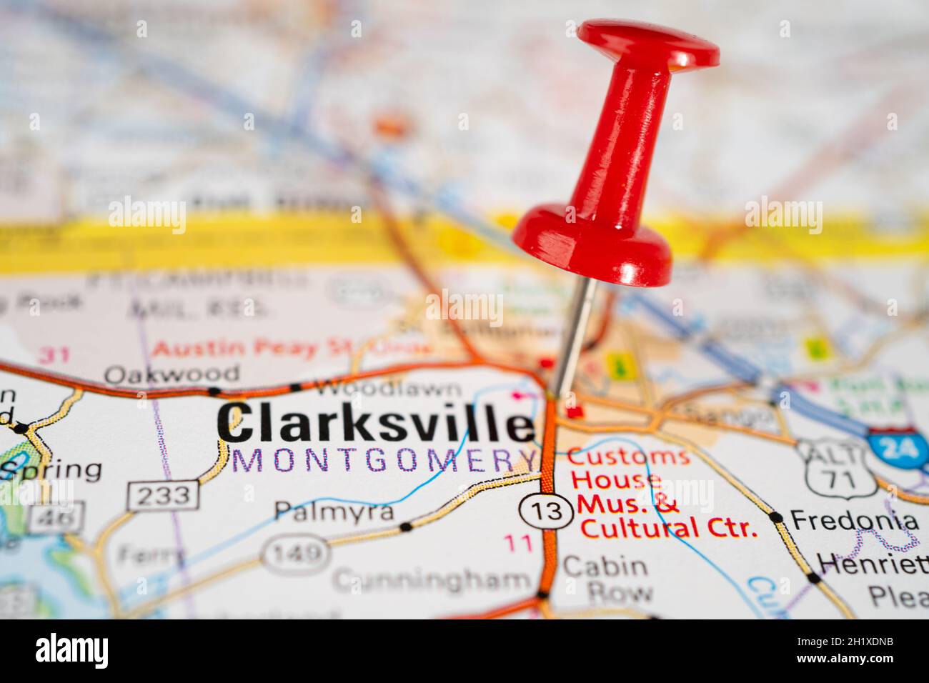 Bangkok, Thailand, 1. Juni 2020 Clarksville, Montgomery County, Tennessee, Straßenkarte mit roter Stecknadel, Stadt in den Vereinigten Staaten von Amerika USA. Stockfoto