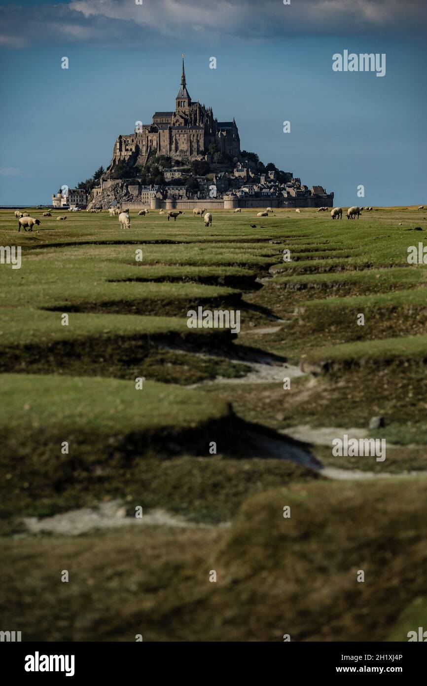 Klosterberg Mont-Saint-Michel an der Küste in der Normandie. Stockfoto