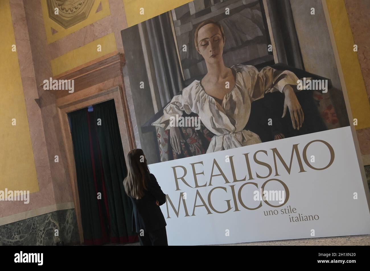 Mailand, Italien. Oktober 2021. Mailand, Italien MAGISCHER REALISMUS eine Vorschau-Ausstellung im italienischen Stil im Palazzo reale, kuratiert von Gabriella Belli und Valerio Terraroli vom 19. Oktober 2021 bis 27. Februar 2022 im Bild: Ausgestellte Werke Kredit: Unabhängige Fotoagentur/Alamy Live News Stockfoto