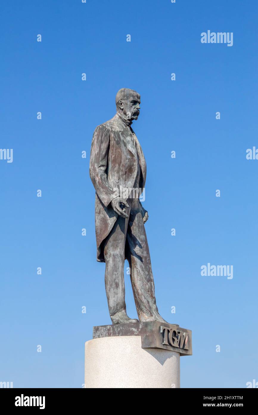 Statue von Tomas Garrigue Masaryk auf dem Hradcany Platz in der Nähe der Prager Burg in Prag, Tschechische Republik Stockfoto