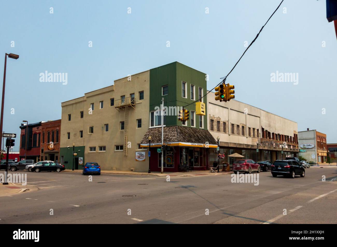 Alpena Michigan, USA - 19. Juli 2021: Cabin Creek Coffee Storefront in Alpena Stockfoto