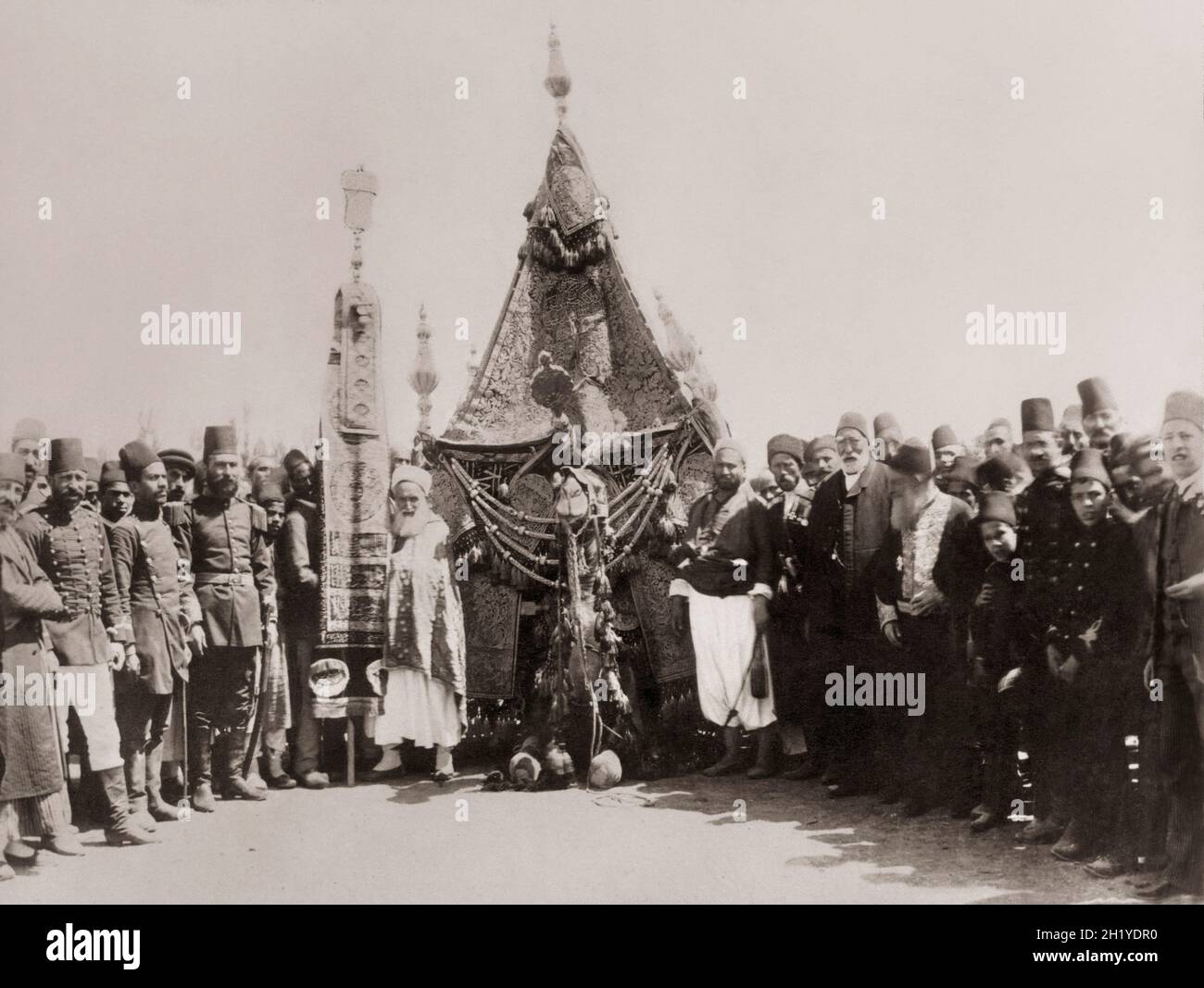 Soldaten und Würdenträger auf dem Weg nach Mekka für die Hadsch; nach dem Verlassen von Damaskus, 19. Jahrhundert Stockfoto