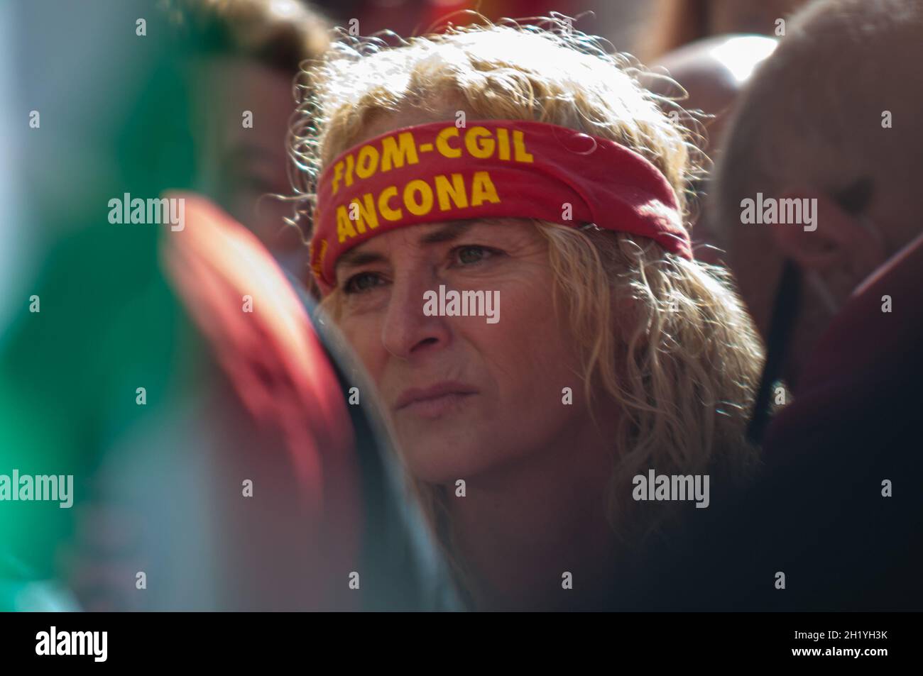 Rom, Italien. 19. Oktober 21: Whirlpool und Elica-Arbeiter unter Mise: 'Lasst uns nicht aufgeben' Kredit: Independent Photo Agency Srl/Alamy Live News Stockfoto