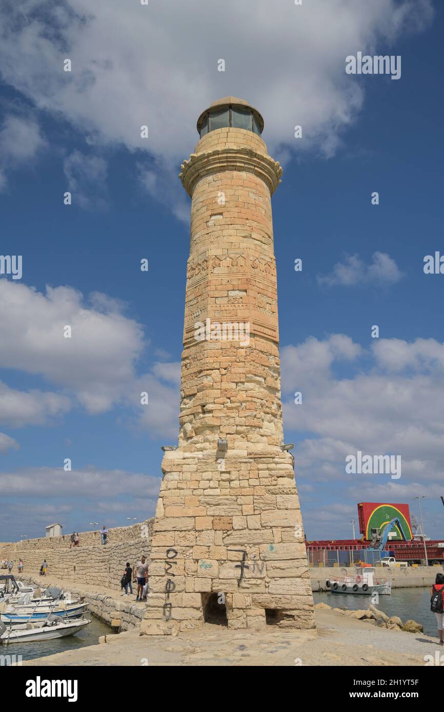 Leuchtturm, venezianischer Hafen, Rethymno, Kreta, Griechenland Stockfoto