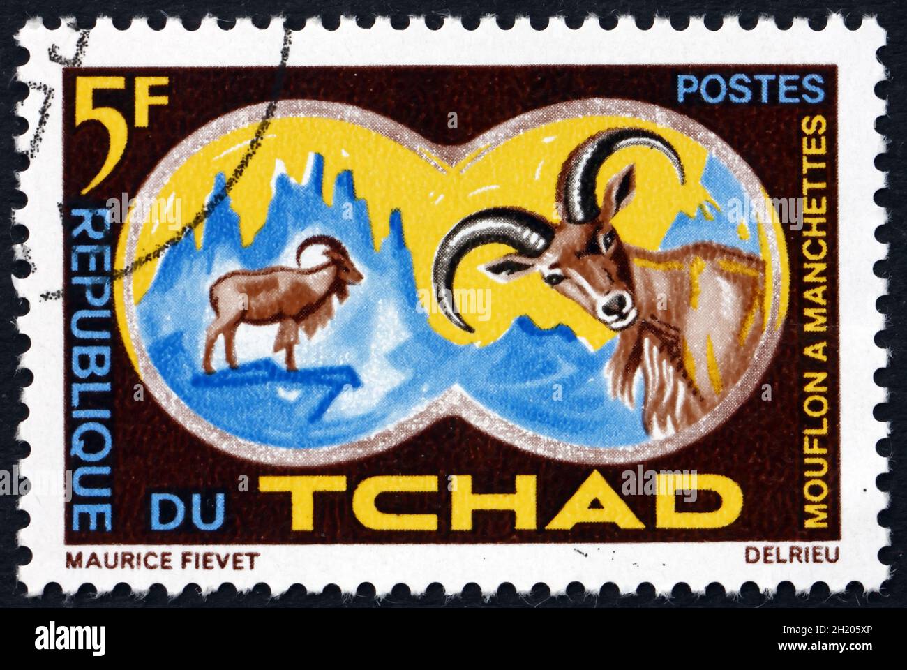 TSCHAD - UM 1965: Eine im Tschad gedruckte Marke zeigt Aoudad oder Barbary Sheep, Ammotragus Lervia, eine Art von Caprid, um 1965 Stockfoto