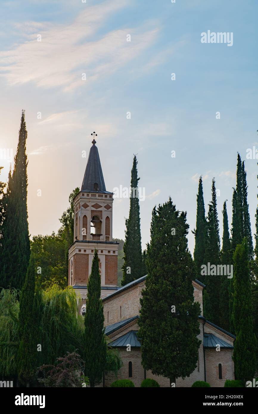 Der prächtige Glockenturm in der Kirche von saint nino Stockfoto