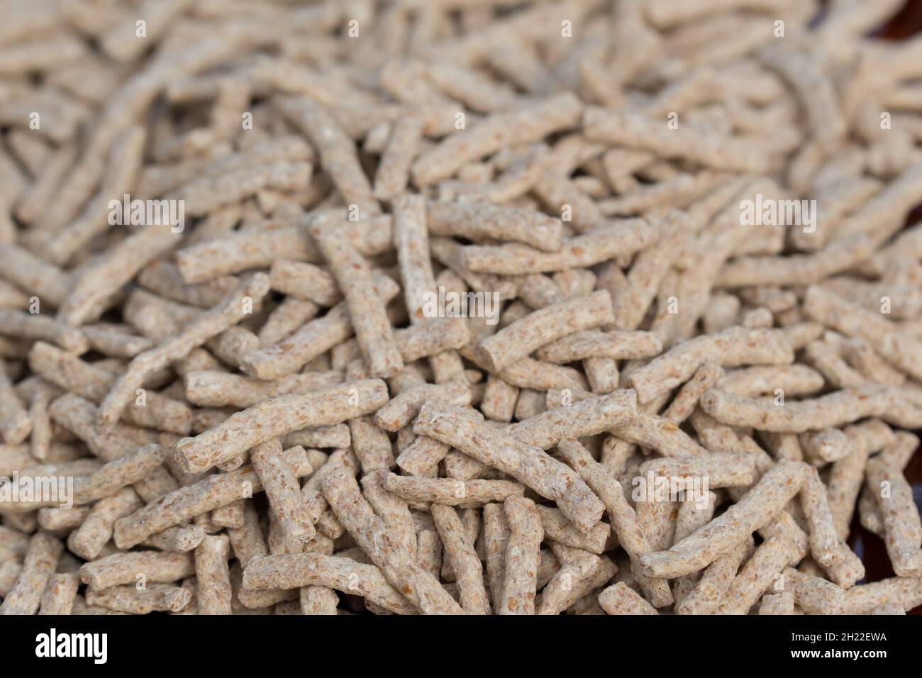 hipe von faserigen Kleie Getreide auf Platte Nahaufnahme selektive Fokus Stockfoto