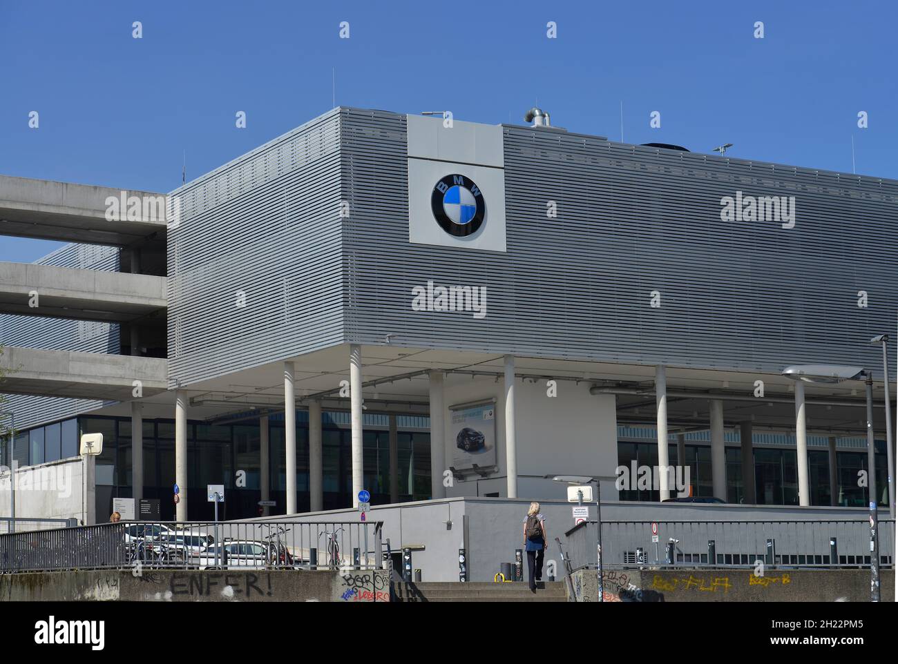 BMW Berlin Niederlassung, Kaiserdamm, Westend, Charlottenburg, Berlin, Deutschland Stockfoto