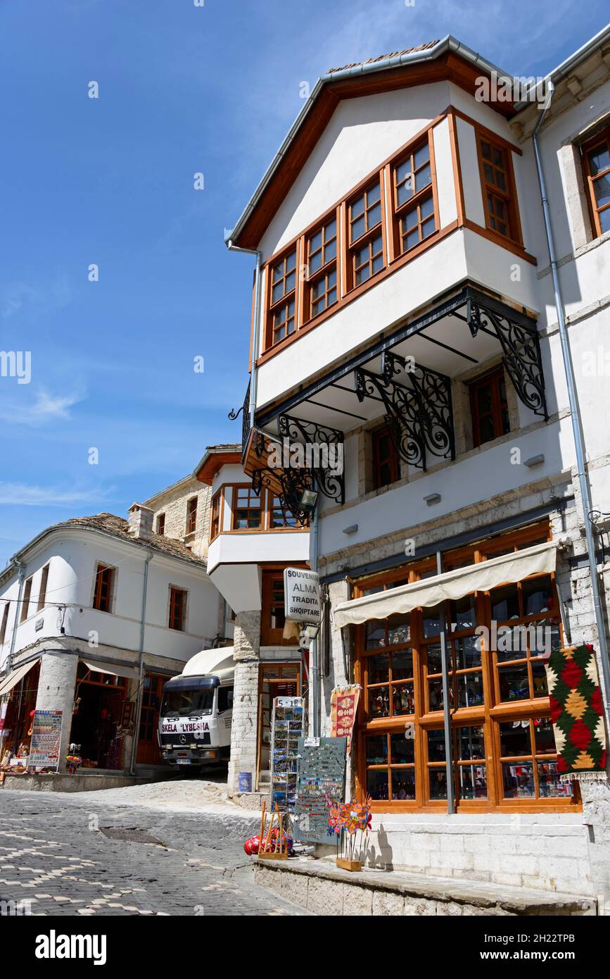 Bazaar Street, Gjirokaster, Gjirokaster, Albanien Stockfoto