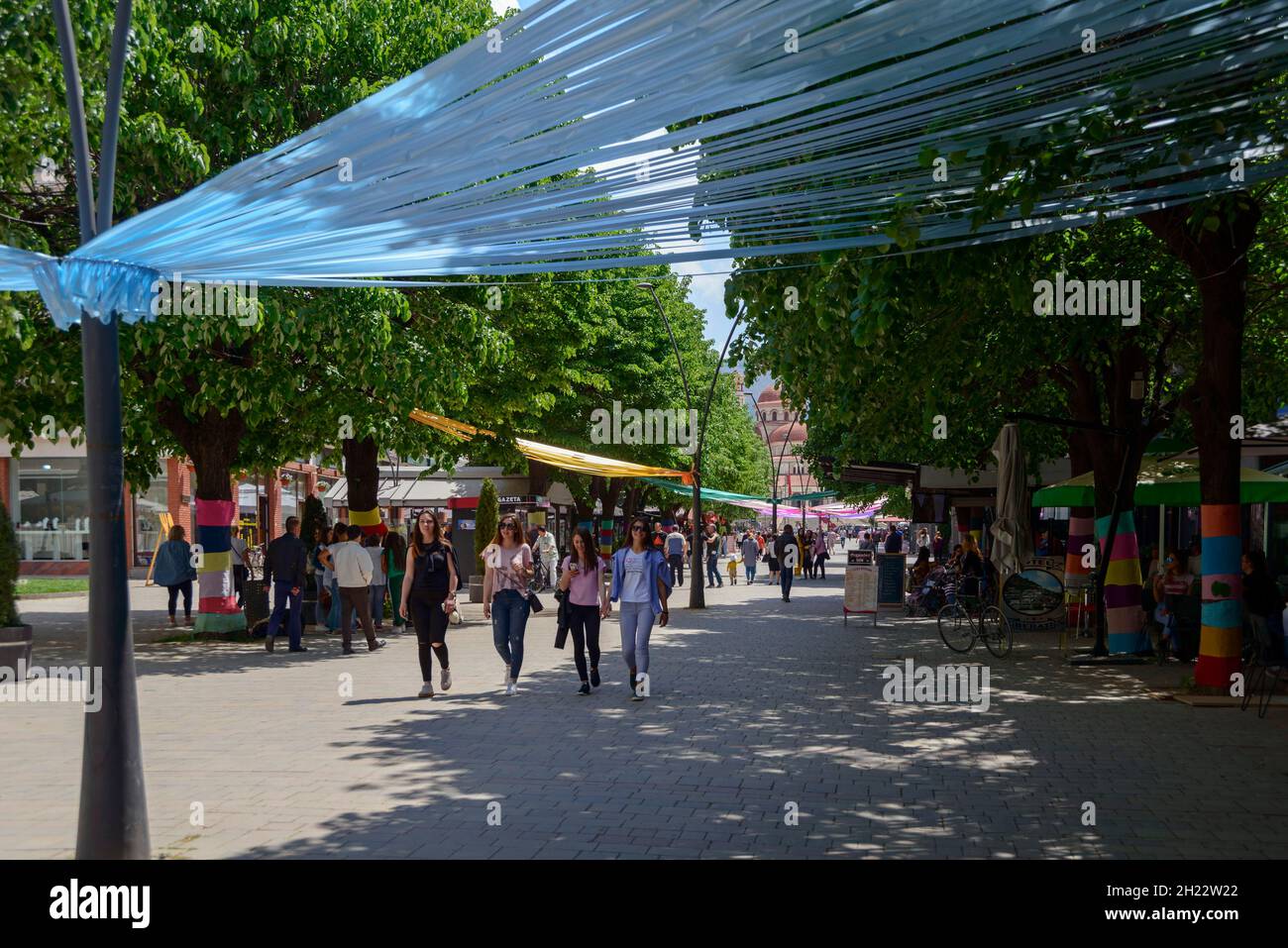 Fußgängerzone, Boulevard Shen Gjergji, Stadtzentrum, Korca, Korca Stockfoto