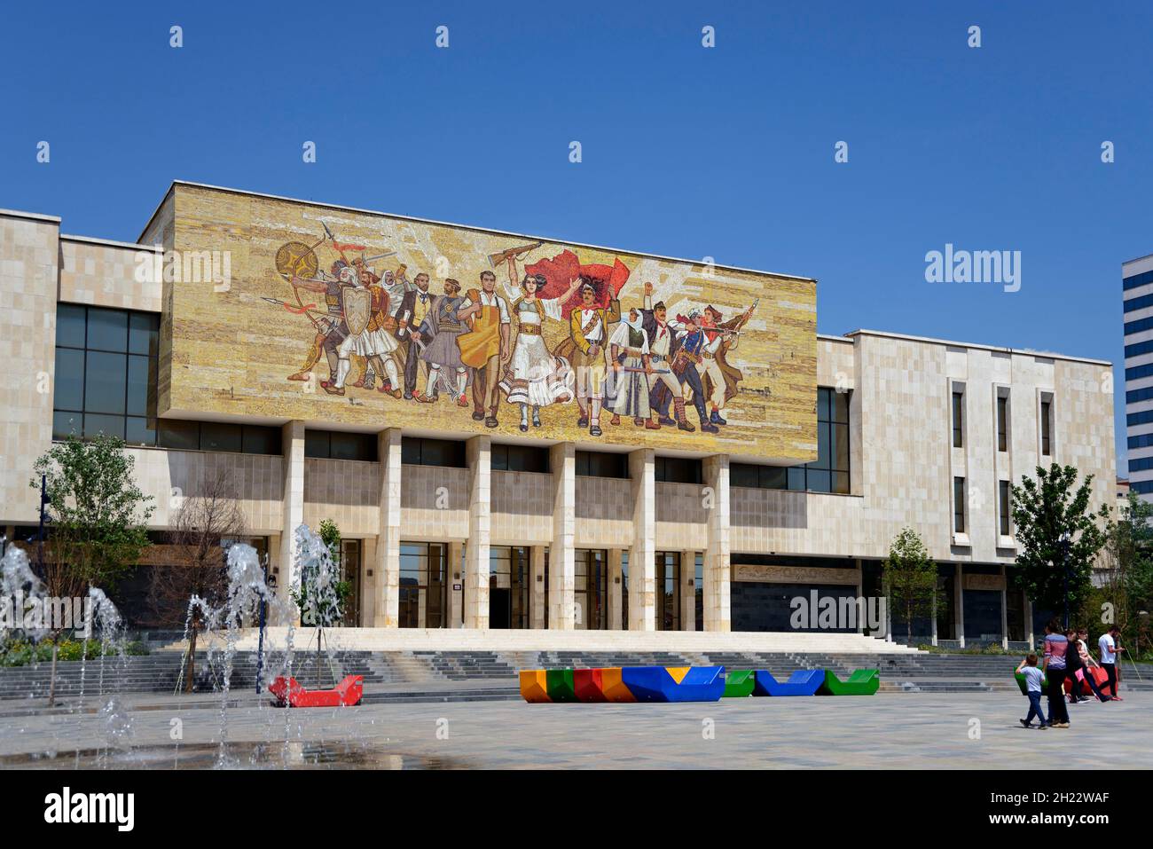 Nationales Historisches Museum mit Shqiptaret-Mosaik, Skanderbeg-Platz, Tirana, die Albaner, Muzei Historik Kombetar, Albanien Stockfoto