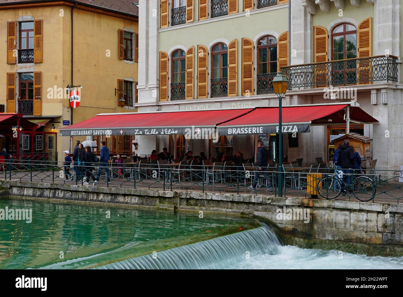 Altstadt von Annecy, Fluss Le Thiou, Annecy, Frankreich Stockfoto