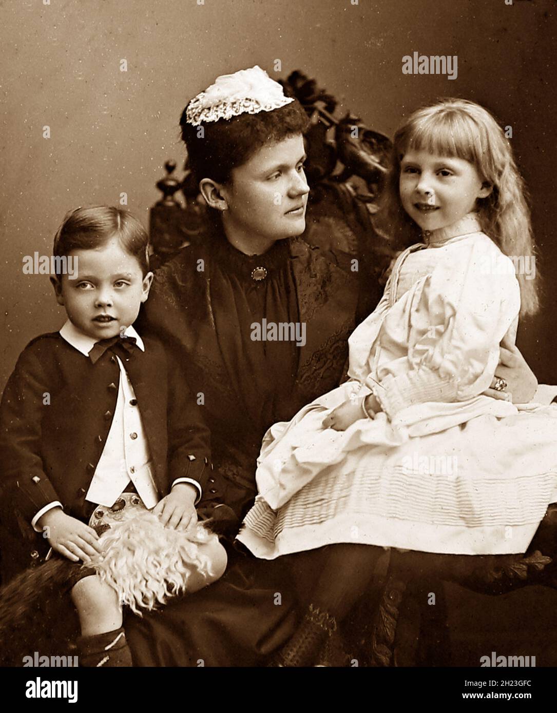 Prinzessin Helen, Herzogin von Albany und ihre Kinder, viktorianische Zeit Stockfoto