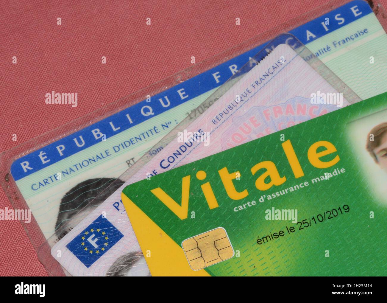 französischer Personalausweis, Führerschein, Sicherheitskarte Stockfoto