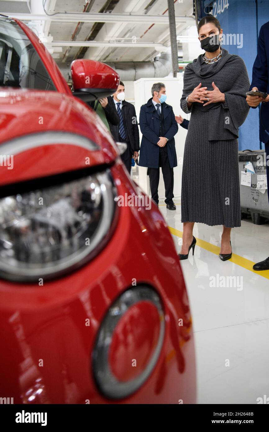 Kronprinzessin Victoria in der Fiat-Fabrik in Turin, Italien, am 20. Oktober 2021. Das Kronprinzessin-Paar ist mit einer schwedischen Handelsdelegation auf einem dreitägigen Besuch in Italien. Foto: Henrik Montgomery / TT-Code 10060 Stockfoto