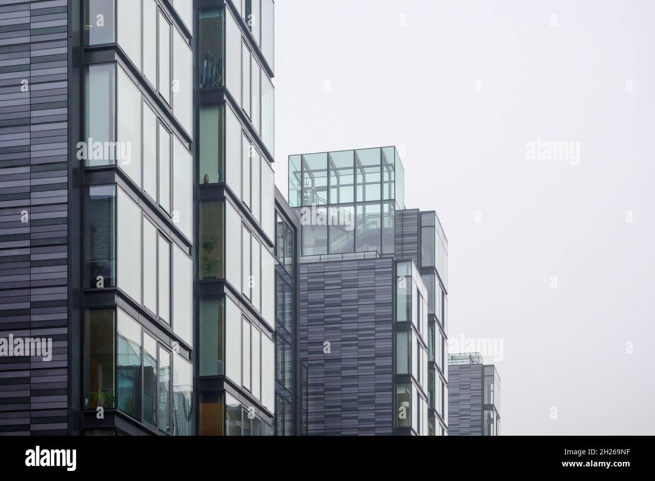 Edinburgh, Schottland, Großbritannien: Quartermile Housing and Business Development von Foster + Partners im Herbst Stockfoto