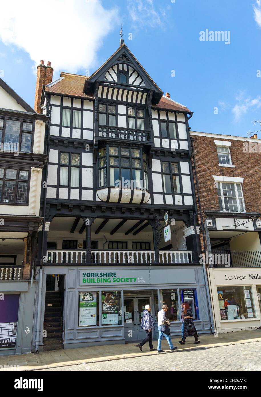 Fassade im TUDOR-Stil, Bridge Street, Chester City 2021 Stockfoto