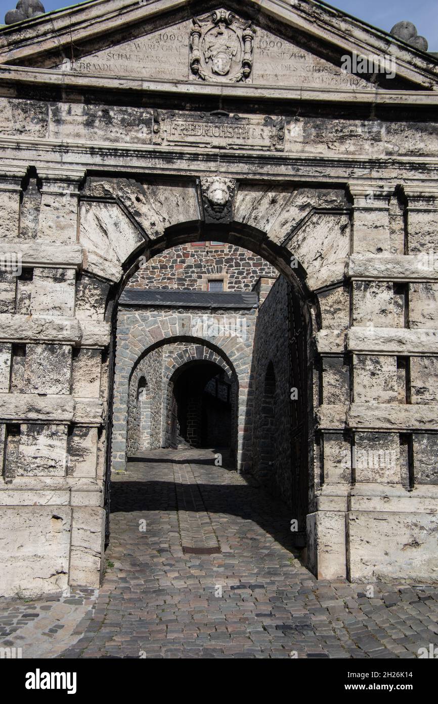 Schloss Altena auf dem Hügel Stockfoto