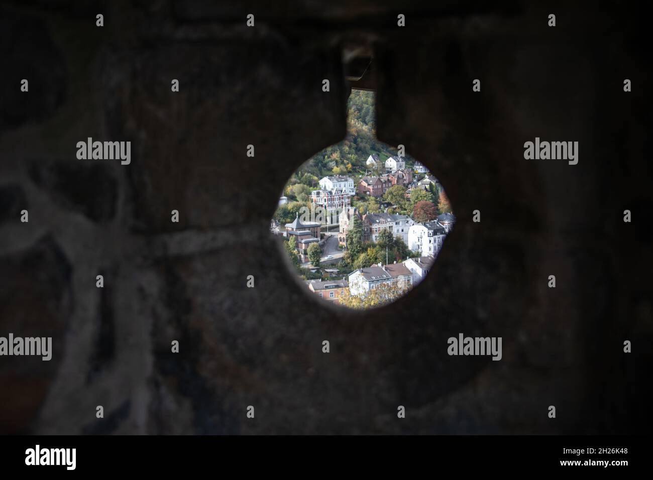 Schloss Altena auf dem Hügel Stockfoto