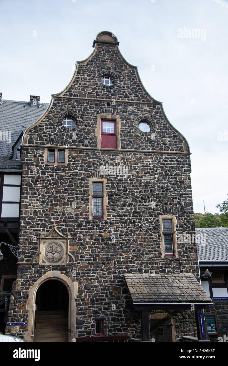 Schloss Altena auf dem Hügel Stockfoto