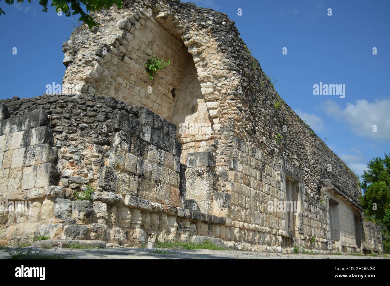 Maya-Ruinen, die vor mehr als 1000 Jahren erbaut wurden. Stockfoto