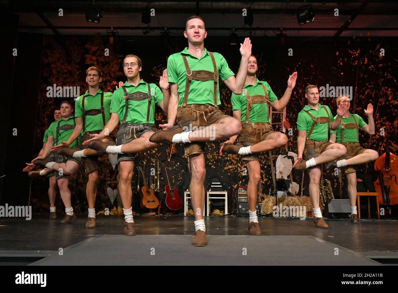 Schuhplatten und Schuhplatten - Schuhplatten Stockfoto