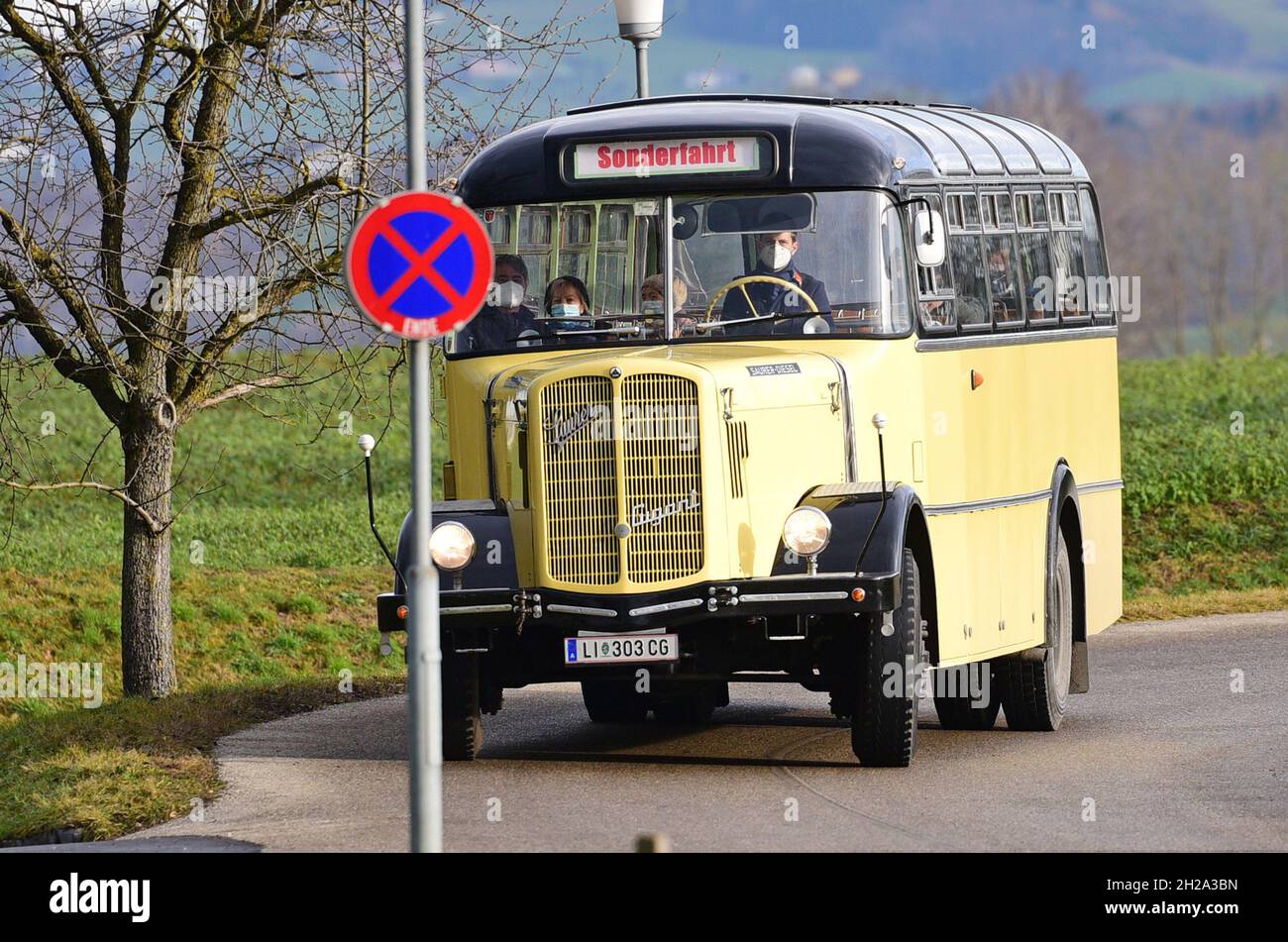 Historischer Saurer-Postbus in Steyr, Österreich, Europa - Historischer Saurer Postbus in Steyr, Österreich, Europa Stockfoto