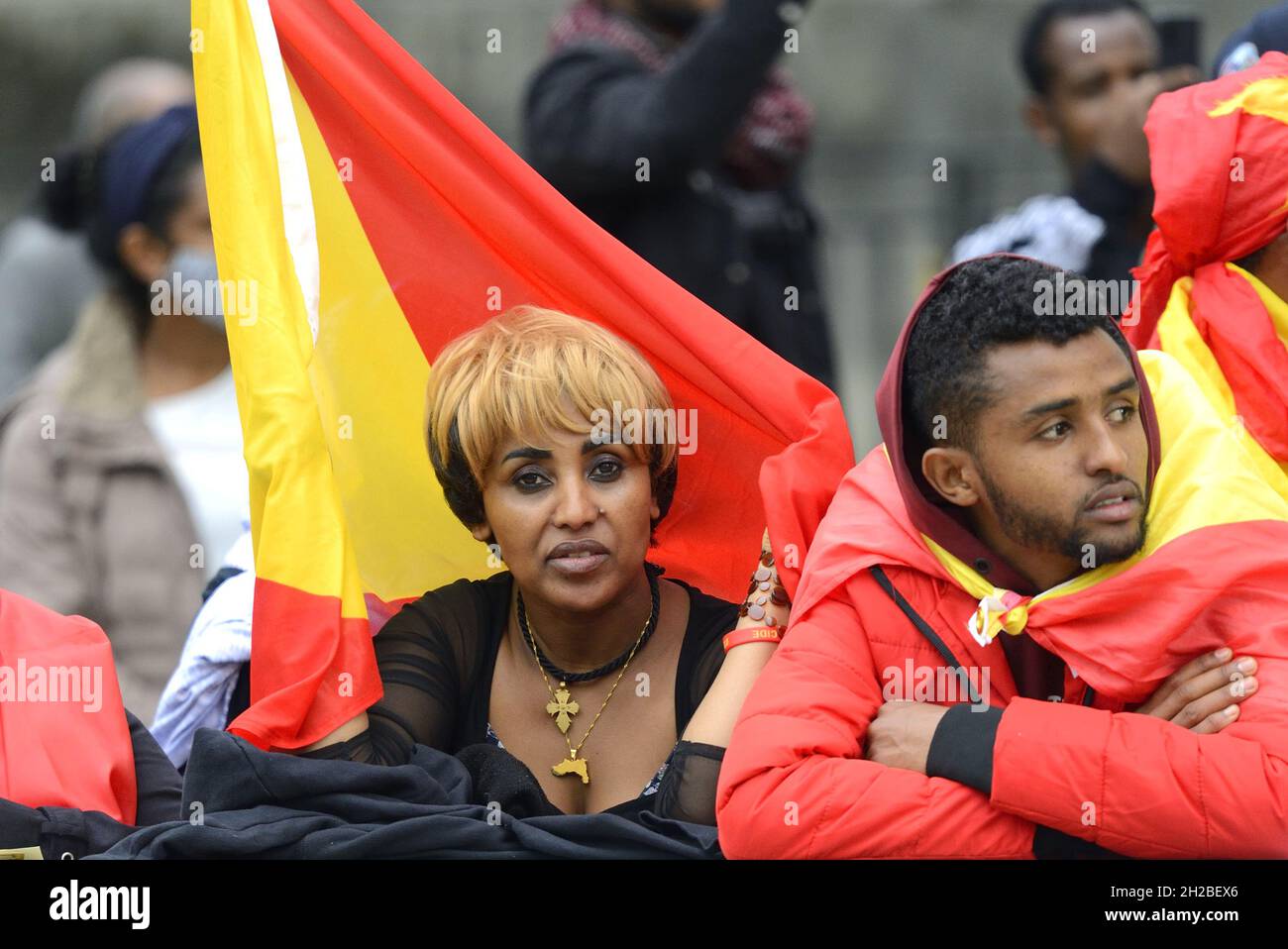 London, Großbritannien. Oktober. Aktivisten in Whitehall gegenüber der Downing Street protestieren gegen die Behandlung der Region Tigray in Äthiopien durch die Ausleihe Stockfoto