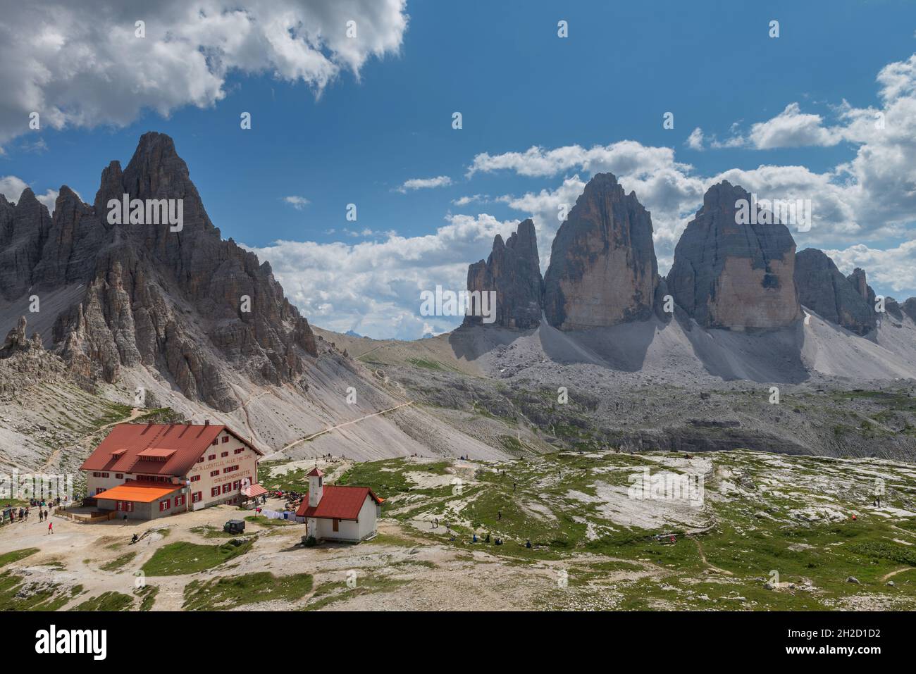 Hier ist die Ansicht von 3 Cime von der Locatelli Hütte Stockfoto