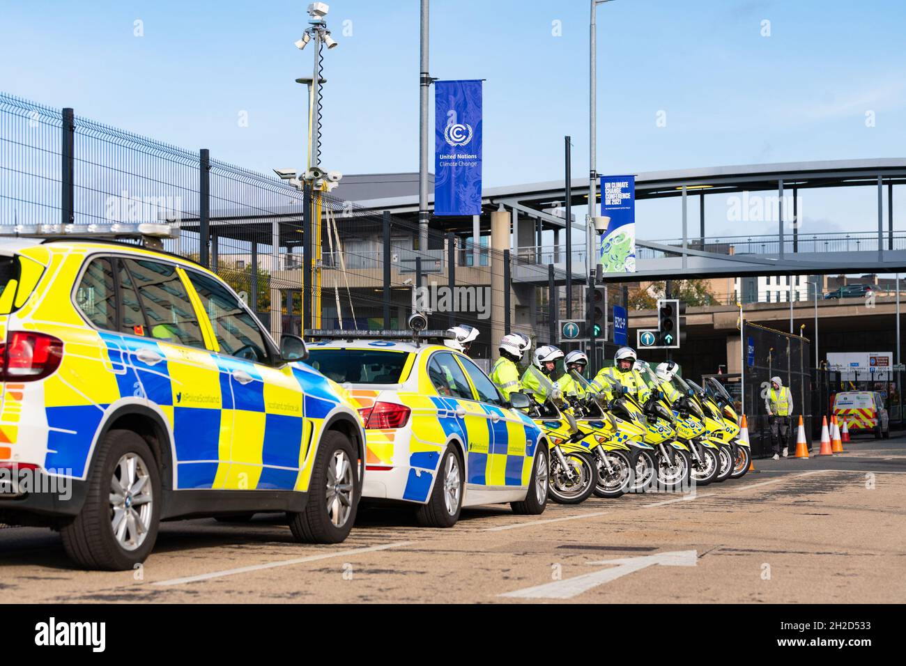 Glasgow, Schottland, Großbritannien. Oktober 2021. COP26 - Polizei übt Fahrzeugbegleiter auf dem Scottish Event Campus vor der UN-Klimakonferenz Quelle: Kay Roxby/Alamy Live News Stockfoto