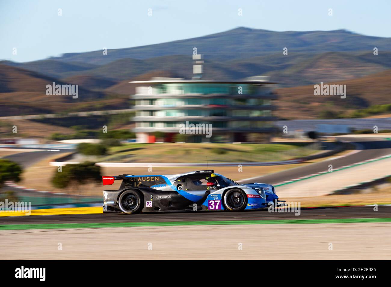 Portimao, Portugal, 21/10/2021, 37 Doquin Antoine (Fra), Skelton Josh (grr), Cool Racing, Ligier JS P320 - Nissan, Action während der 6. Runde des Michelin Le Mans Cup, vom 21. Bis 24. Oktober 2021 auf dem Algarve International Circuit, in Portimao, Portugal - Foto: Joao Filipe/DPPI/LiveMedia Stockfoto