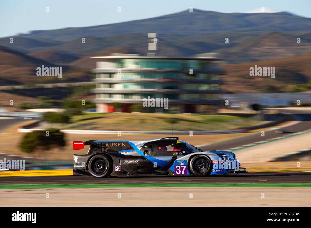 Portimao, Portugal, 21/10/2021, 37 Doquin Antoine (Fra), Skelton Josh (grr), Cool Racing, Ligier JS P320 - Nissan, Action während der 6. Runde des Michelin Le Mans Cup, vom 21. Bis 24. Oktober 2021 auf dem Algarve International Circuit, in Portimao, Portugal - Foto: Joao Filipe/DPPI/LiveMedia Stockfoto