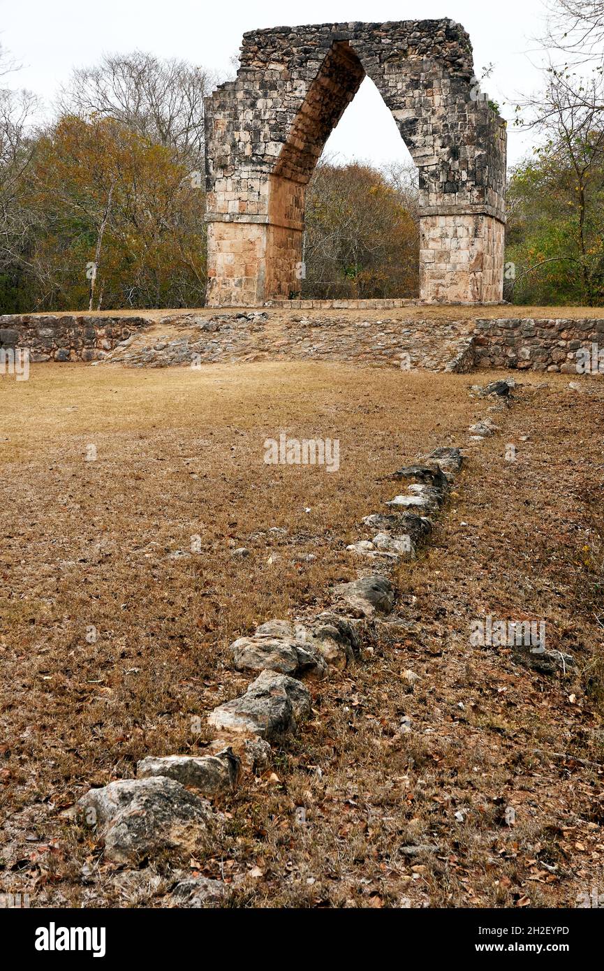 Der Arch oder El Arco, Tor zu den Maya-Ruinen von Kabah, Puuc Route, Yucatan, Mexiko Stockfoto