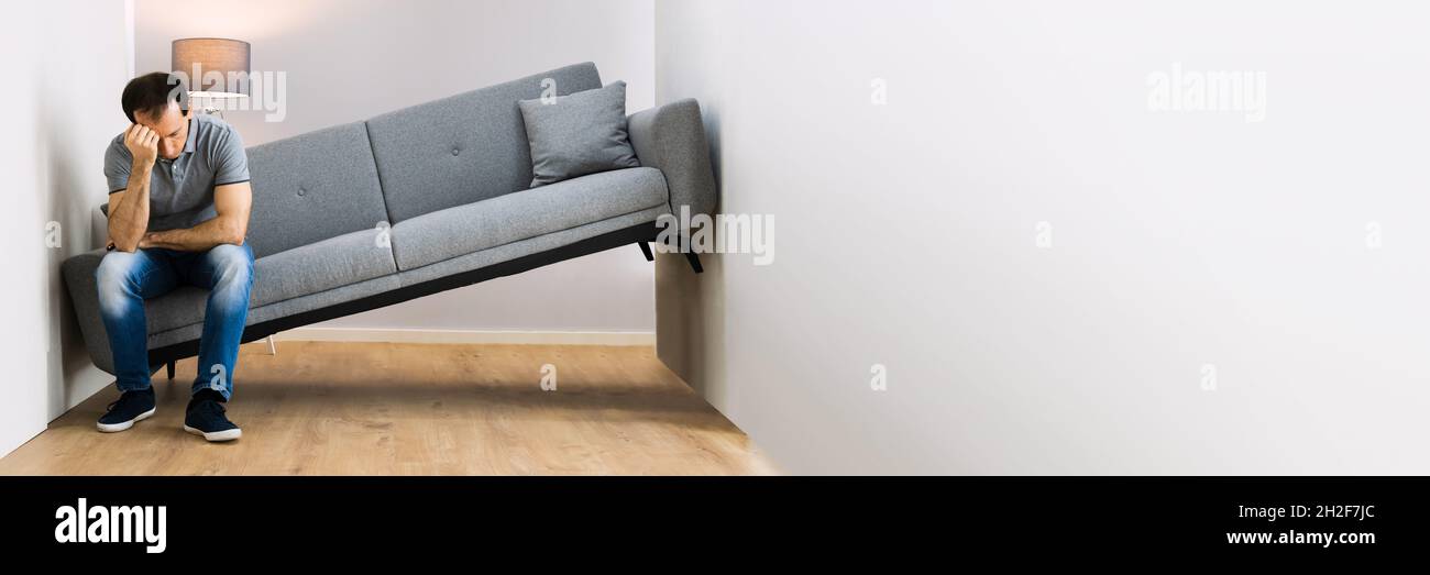 Bewegen Möbel Lustige Fehler In Kleinen Raum Stockfoto
