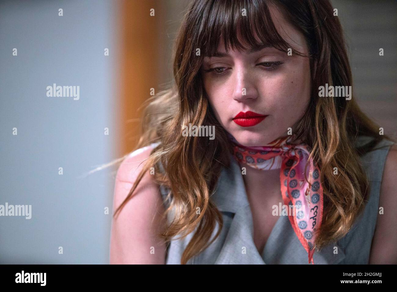 ANA DE ARMAS in THE NIGHT CLERK (2020), Regie: MICHAEL CRISTOFER. Bild: HIGHLAND FILM GROUP / Album Stockfoto