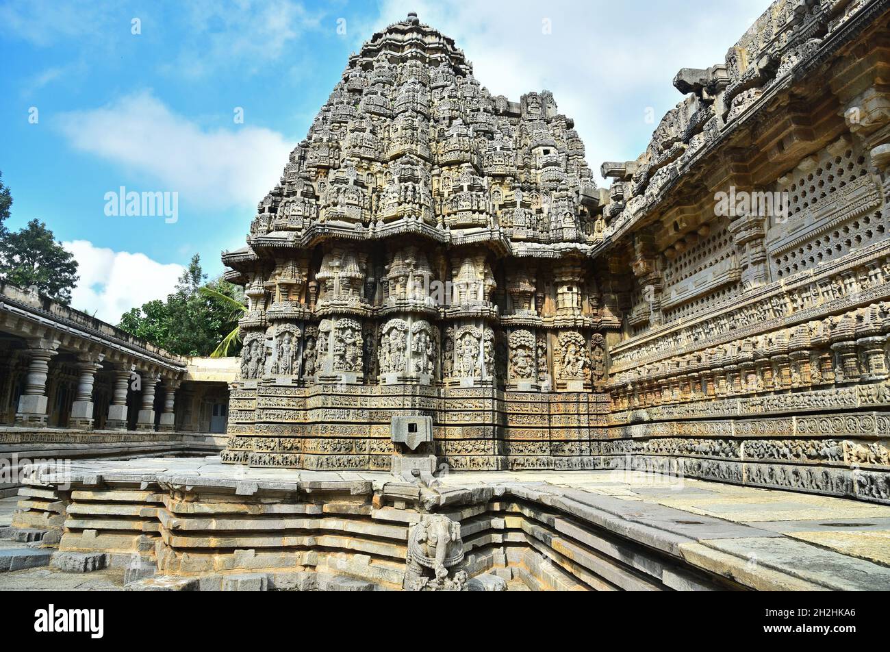 Chennakeshava Tempel bei somnathpur, mysore, india.This ist berühmt für seine komplizierten Steinschnitzereien. Stockfoto
