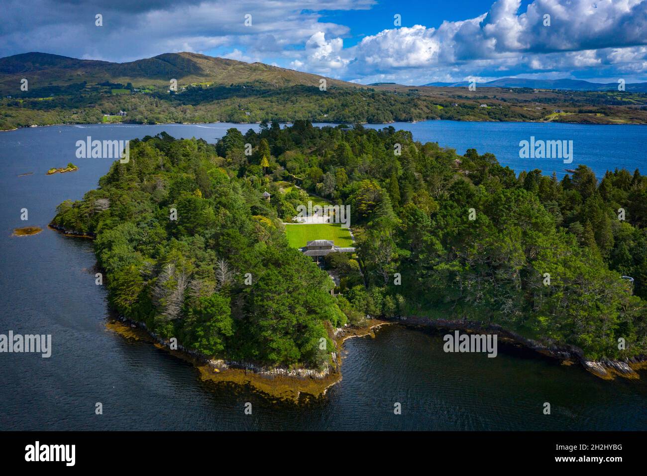 Luftaufnahme von Garinish Island in Bantry Bay bei Glengarriff im County Cork, Irland Stockfoto