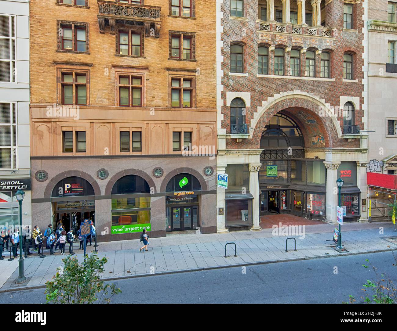 Die Gebäude Crozer und Jacob Reed (1420 & 1424 Chestnut Street) sind Wahrzeichen von Philadelphia. Stockfoto