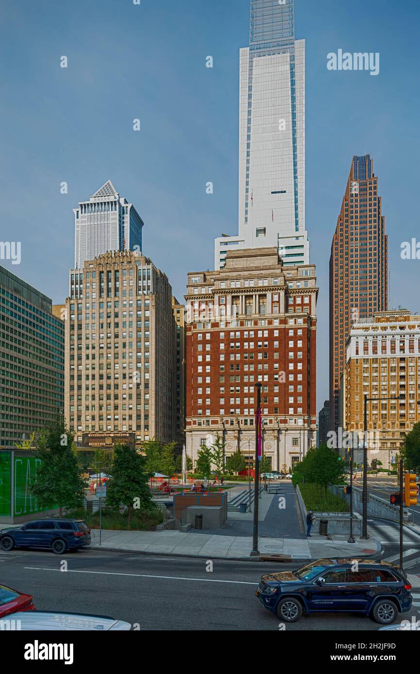 1600 Arch Street, The Phoenix, ist der ehemalige Hauptsitz der Insurance Company of North America. Das Wahrzeichen von Philadelphia ist heute ein Wohngebiet. Stockfoto