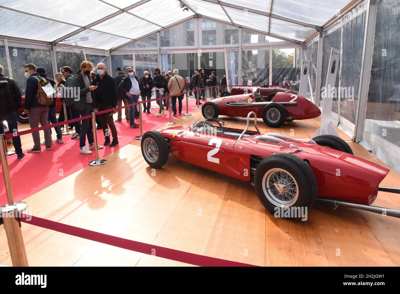 Padua, Italien. Oktober 2021. Inaugurazione Auto e Moto d'Epoca durante Inaugurazione Auto e Moto d'Epoca, Nachrichten in Padova, Italia, 22 ottobre 2021 Quelle: Independent Photo Agency/Alamy Live News Stockfoto