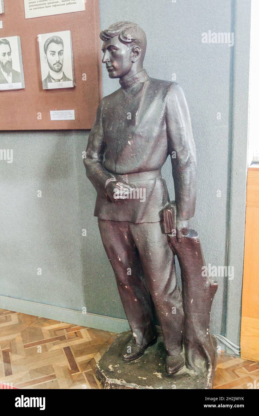 GORI, GEORGIEN - 15. JULI 2017: Skulptur des jungen Stalin im Stalinmuseum in Gori, Georgien. Stockfoto