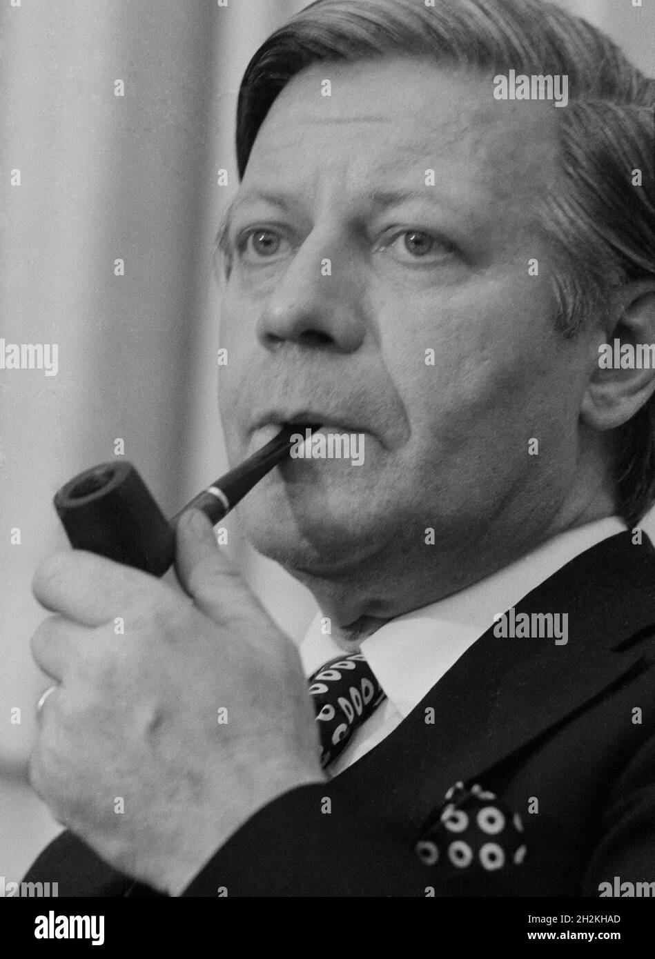 Helmut Schmidt, geboren am 23. Dezember 1918, ist ein deutscher sozialdemokratischer Politiker, der von 1974 bis 1982 Bundeskanzler der Bundesrepublik war - Bild ta Stockfoto