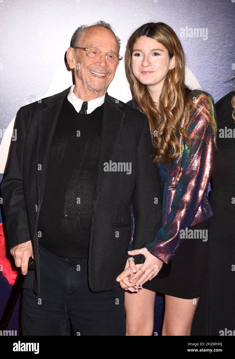 New York, USA. Oktober 2021. Joel Gray bei der Wiedereröffnung des Phantoms der Oper am 22. Oktober 2021 im Majestic Theater in New York City, NY, USA. Foto von MM/ABACAPRESS.COM Quelle: Abaca Press/Alamy Live News Stockfoto